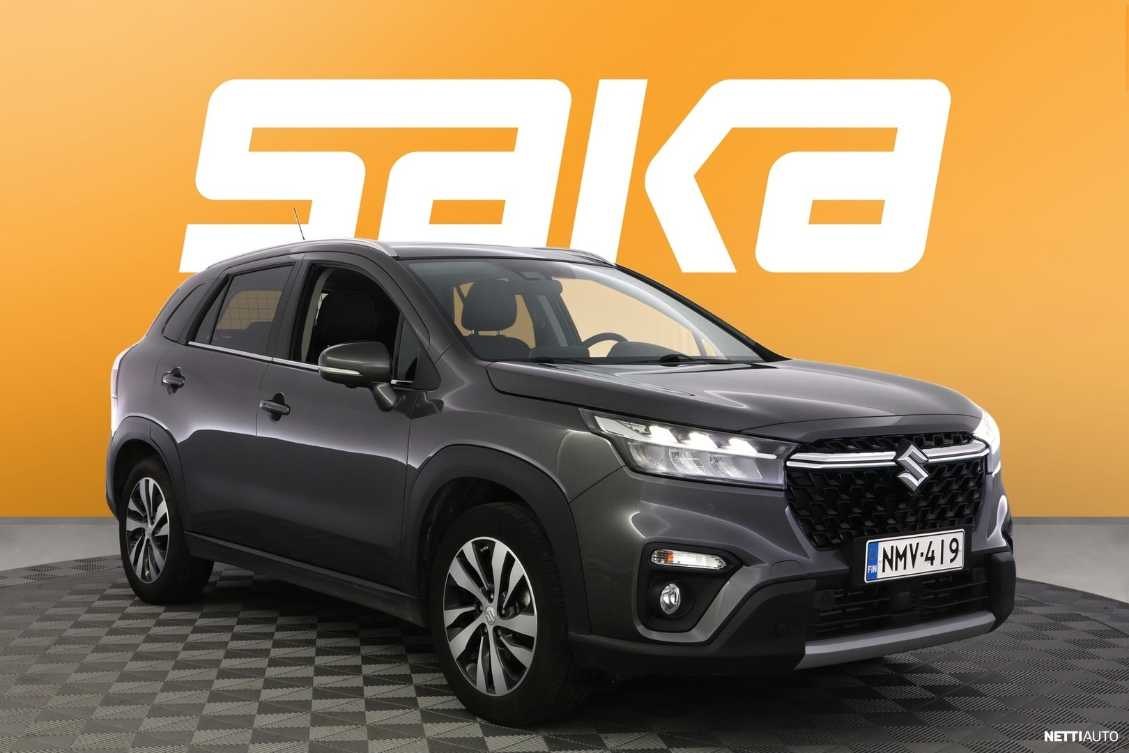 Suzuki S-cross