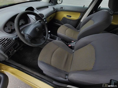 Peugeot 206 2002, kuva 6/12