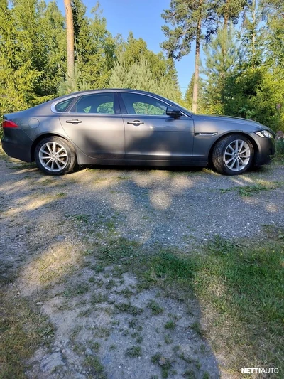 Jaguar XF 20d Pure Aut 2018, photo 2/12