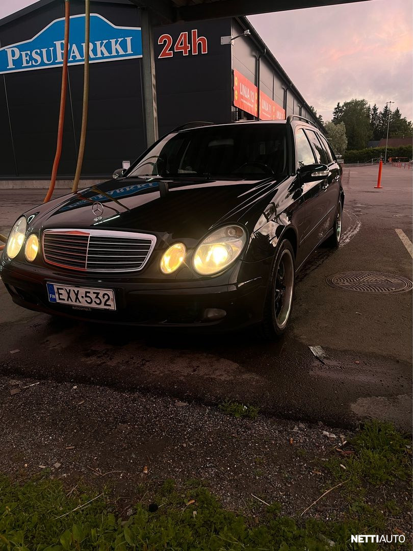Mercedes-Benz E 200