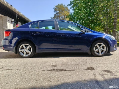 Toyota Avensis 2012, photo 3/21