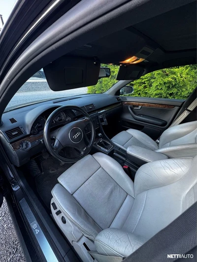 Audi S4 Avant 4,2 V8 quattro 253kW 2003, kuva 5/10