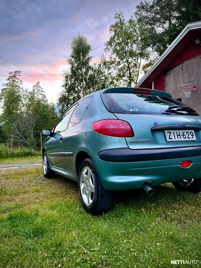 Peugeot 206 1999, photo 5/10