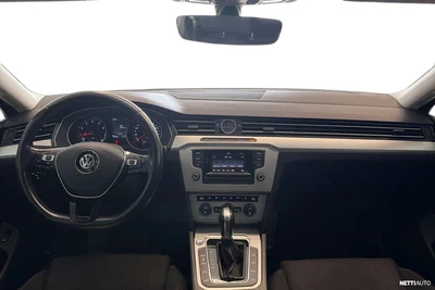 Volkswagen Passat 2016, kuva 7/31