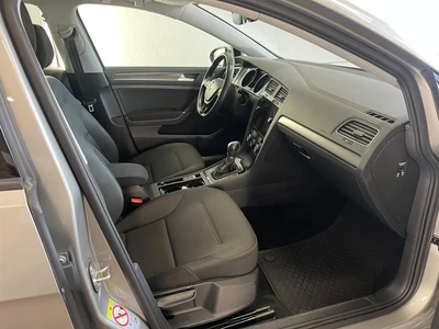 Volkswagen Golf 2019, photo 7/16
