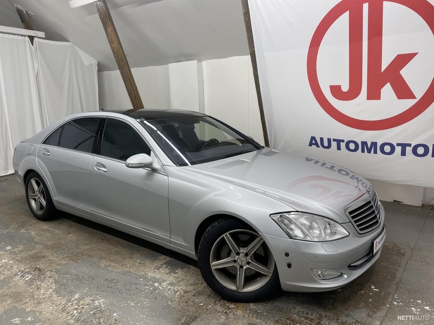 Mercedes-Benz S