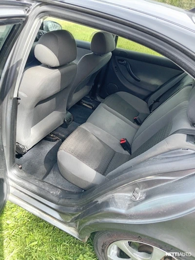 Seat Toledo 2004, photo 6/17