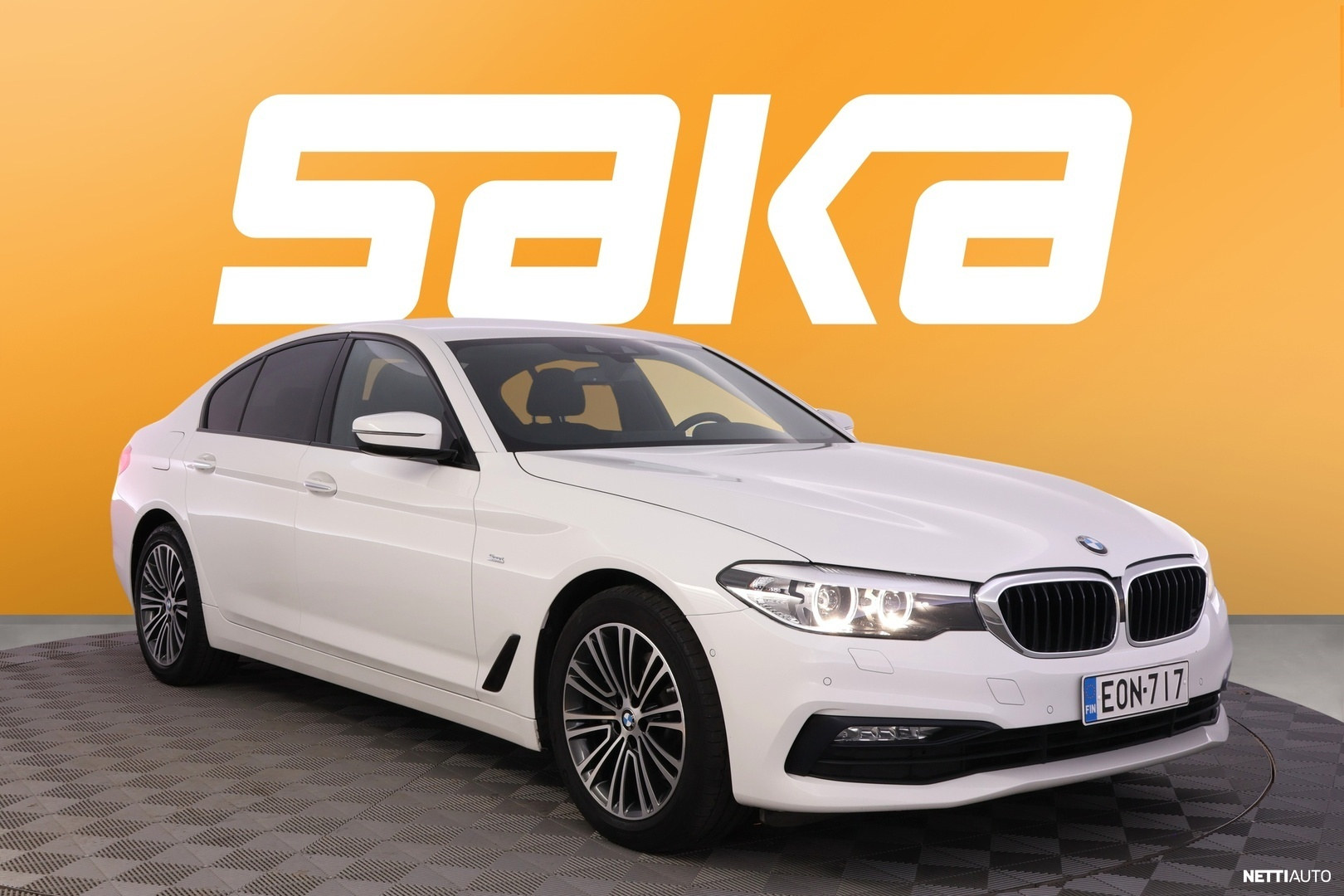 BMW 520