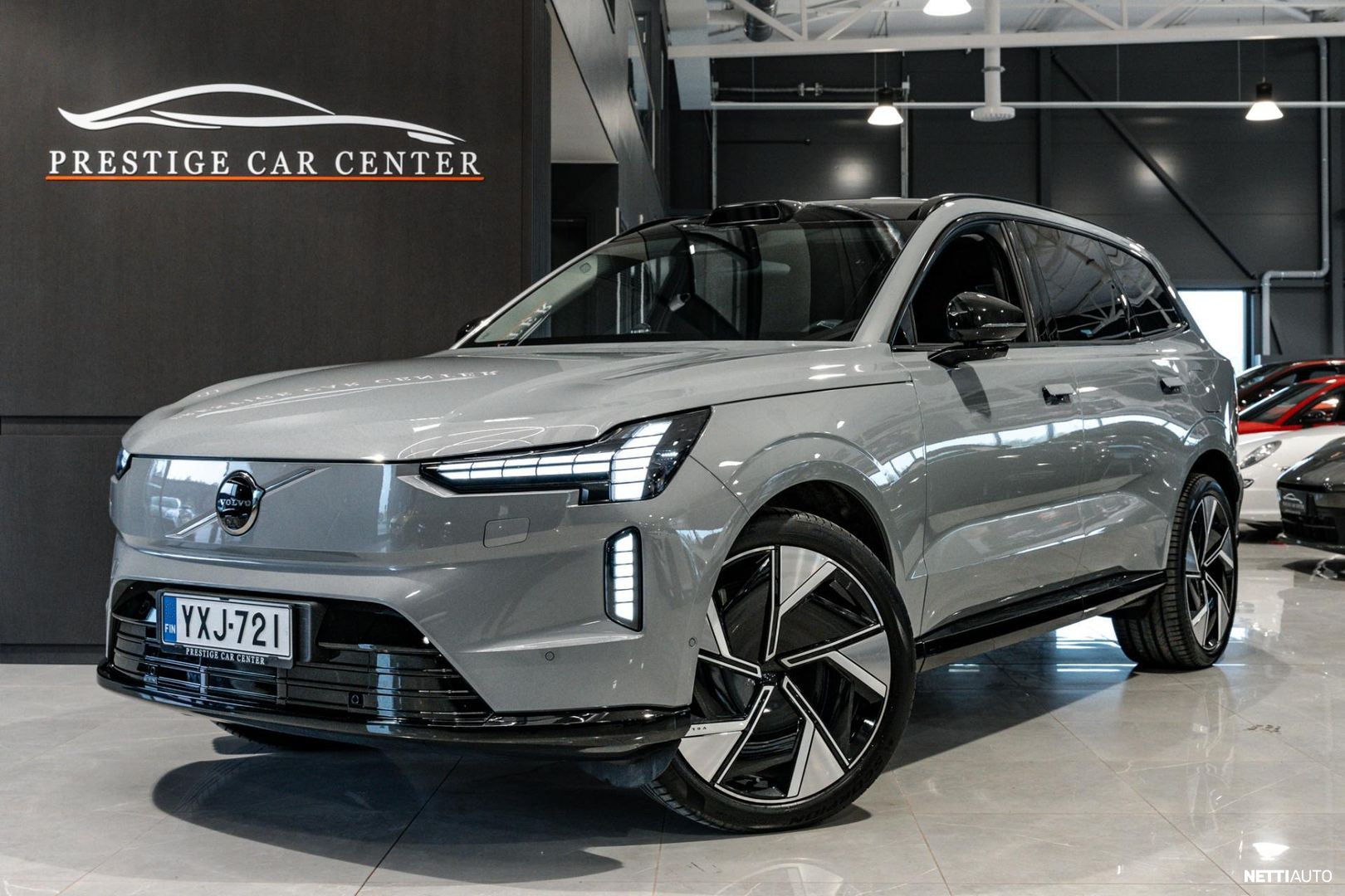 Volvo EX90