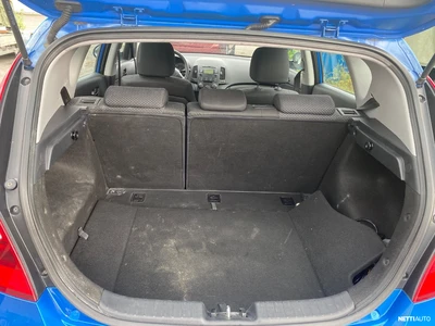 Hyundai i30 5d 1,4 CVVT 5MT ISG Classic 2010, photo 2/10