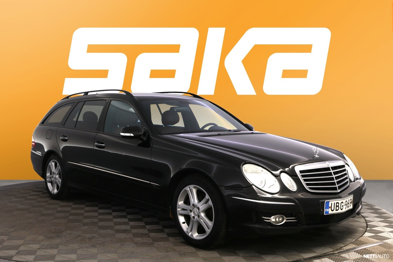 Mercedes-Benz E
