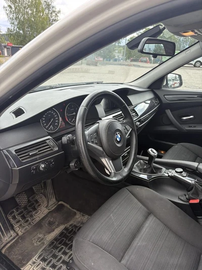 BMW 520 2010, photo 7/8