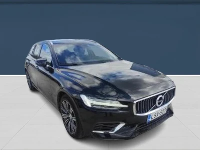 Volvo V60 2021, photo 2/4