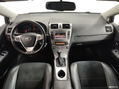Toyota Avensis 2015, photo 7/20