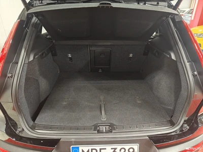 Volvo XC40 2023, photo 5/37