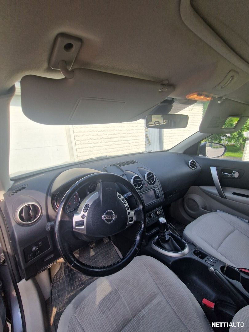 Nissan Qashqai+2 2011, photo 5/8