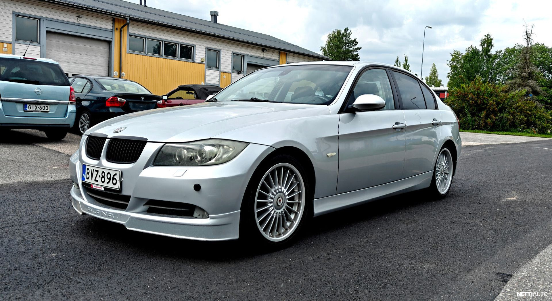 BMW 325
