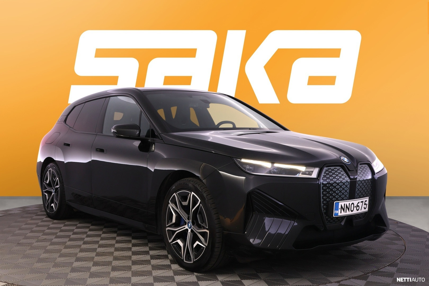 BMW iX