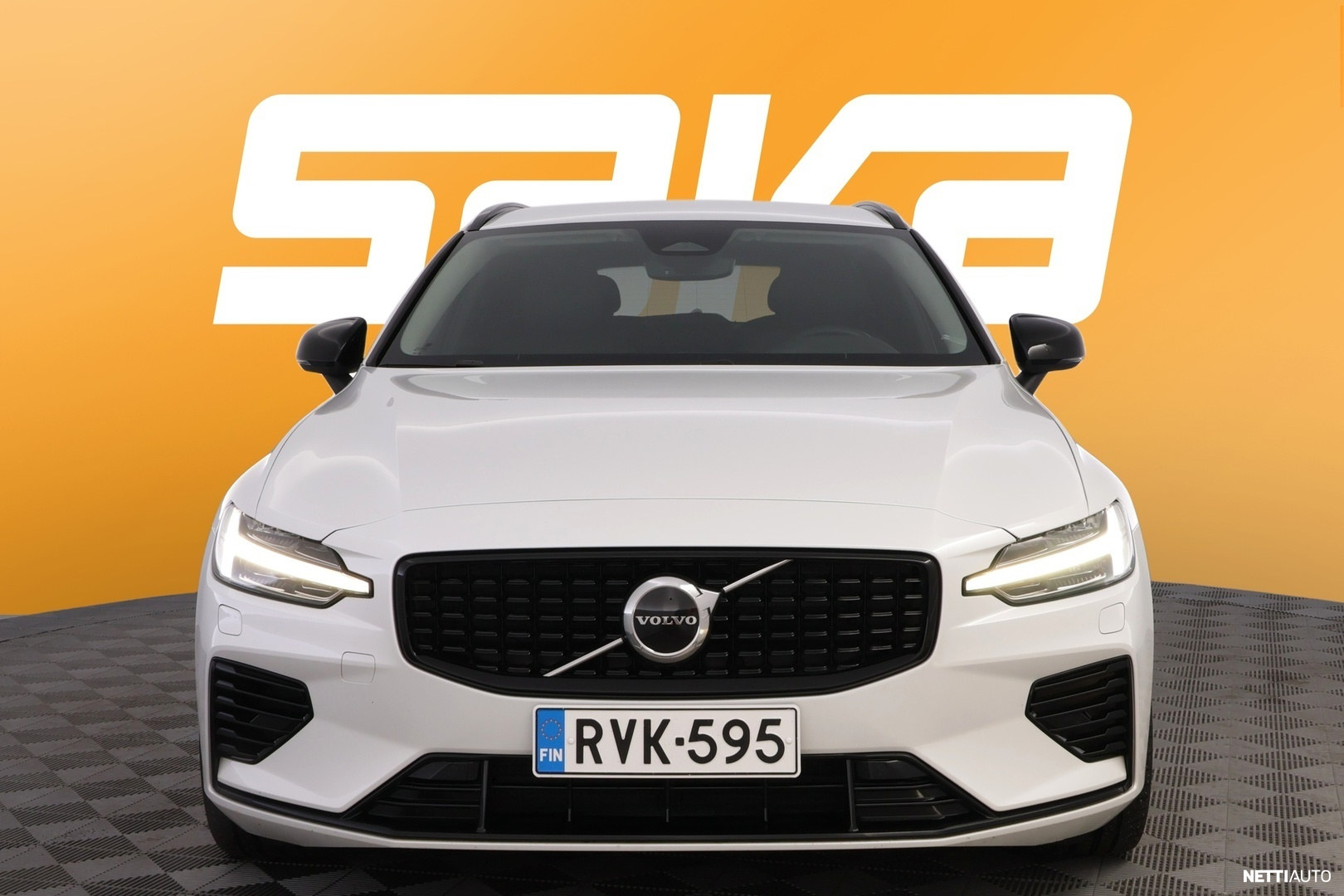 Volvo V60 2023, photo 2/34