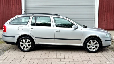 Skoda Octavia 1,6 FSI Elegance 2005, kuva 4/11
