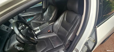 Volvo V60 2015, photo 7/16