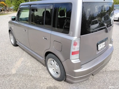 Toyota BB 2005, photo 7/16