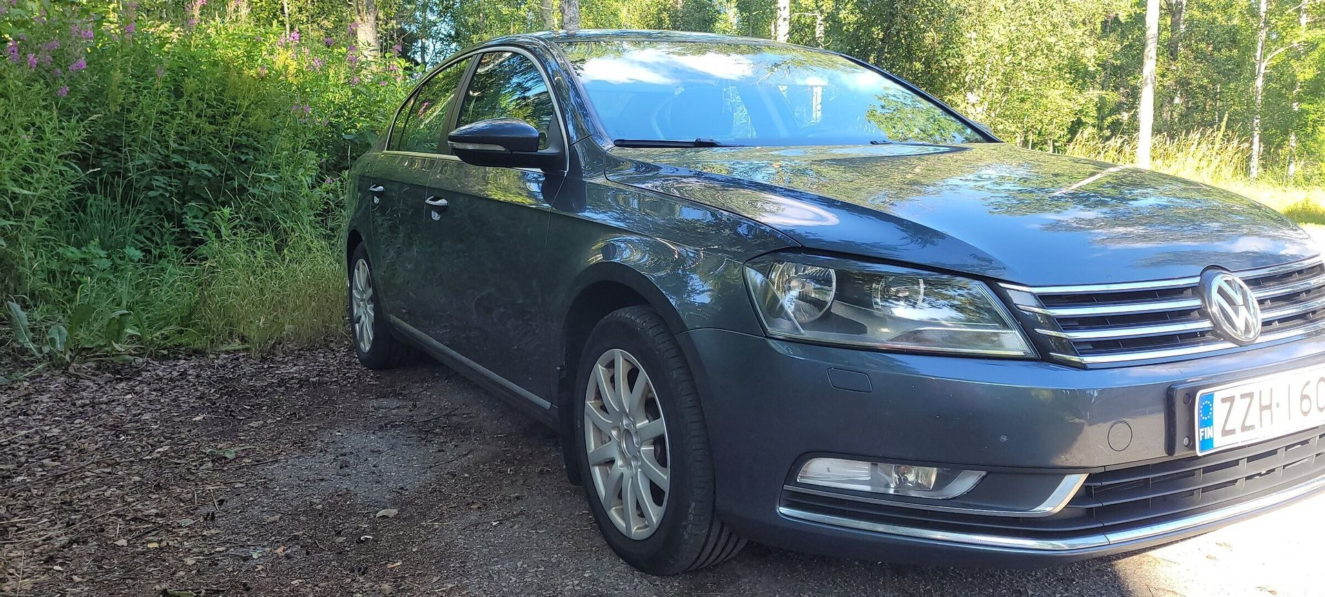 Volkswagen Passat 2012, photo 2/19