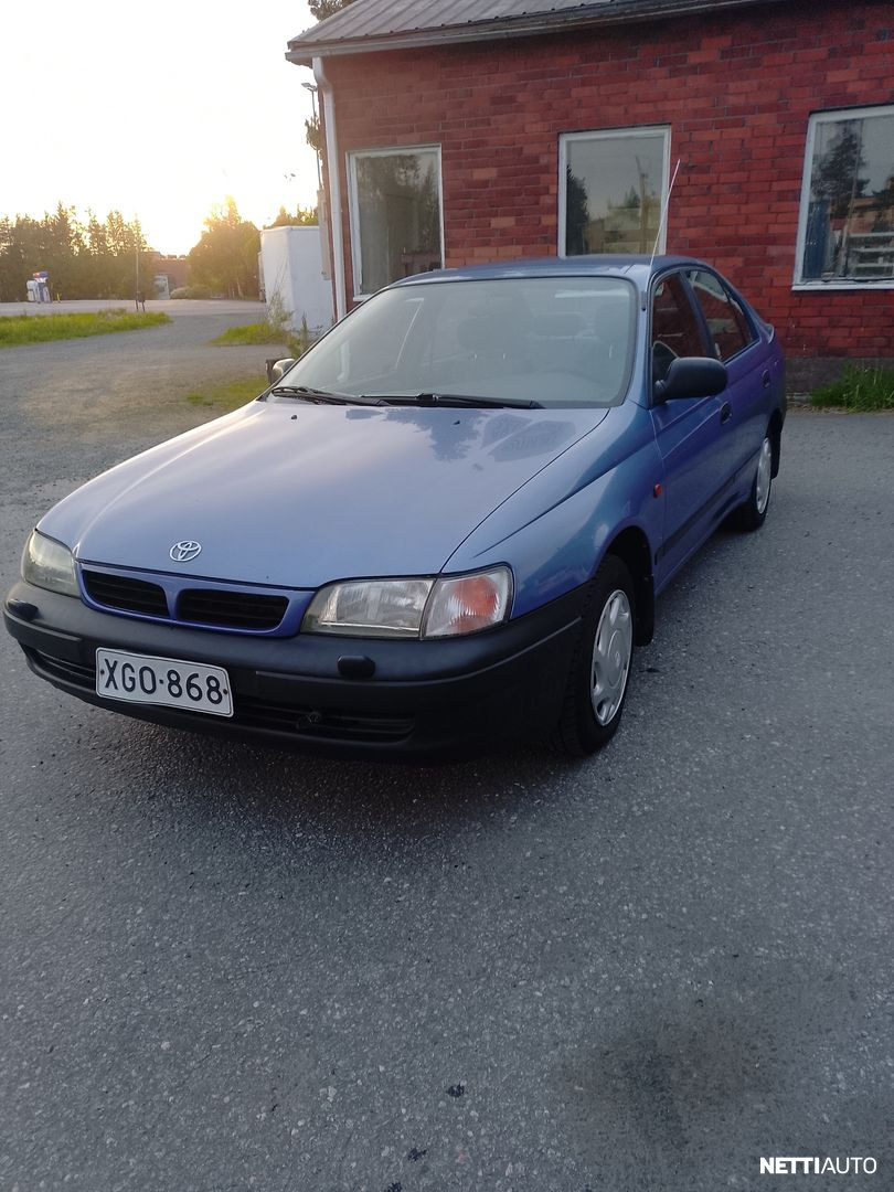 Toyota Carina E