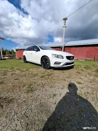 Volvo V60 2014, kuva 1/13