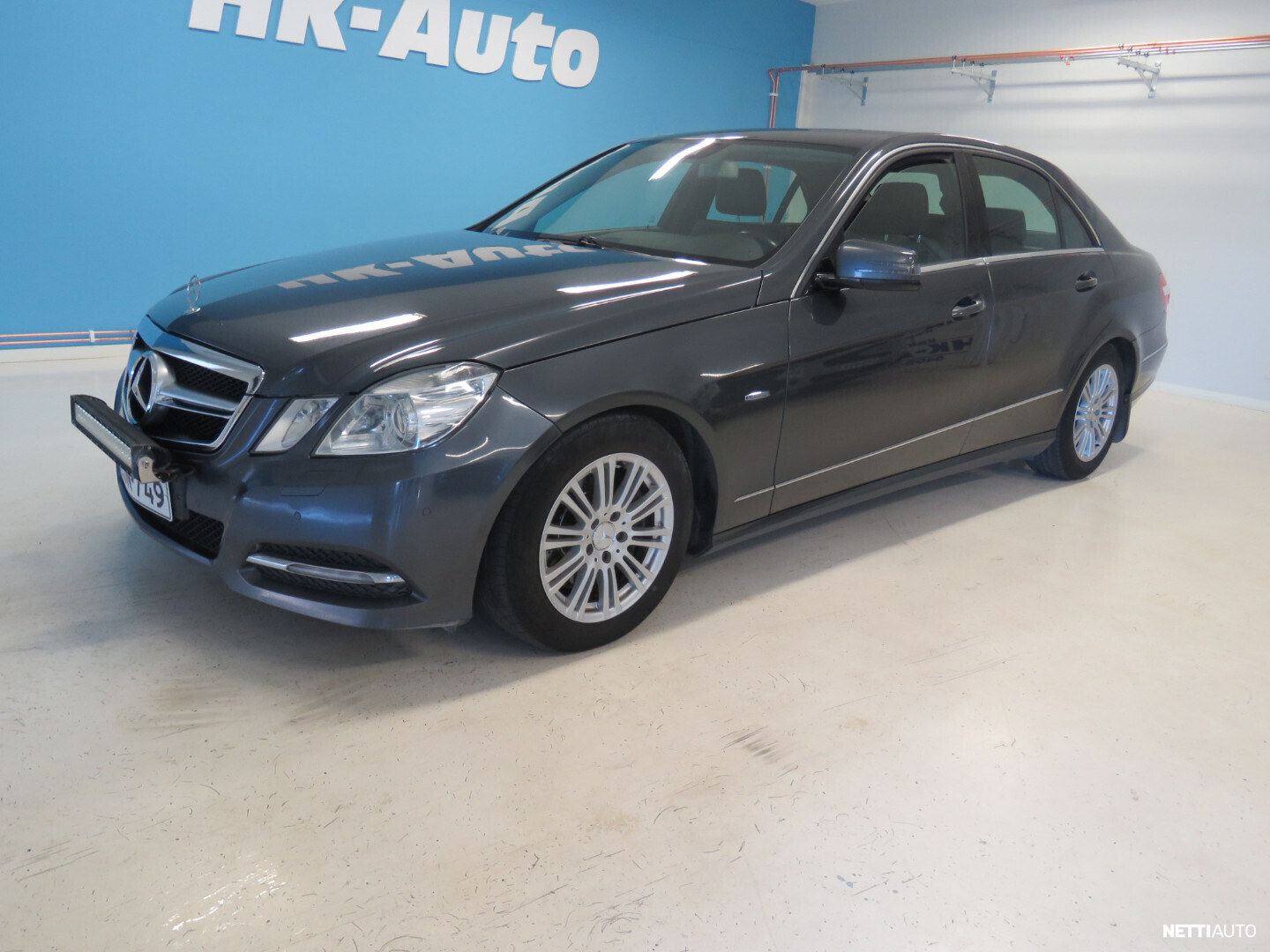 Mercedes-Benz E