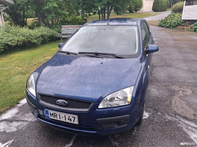 Ford Focus 1.6 trend 2007, kuva 1/4