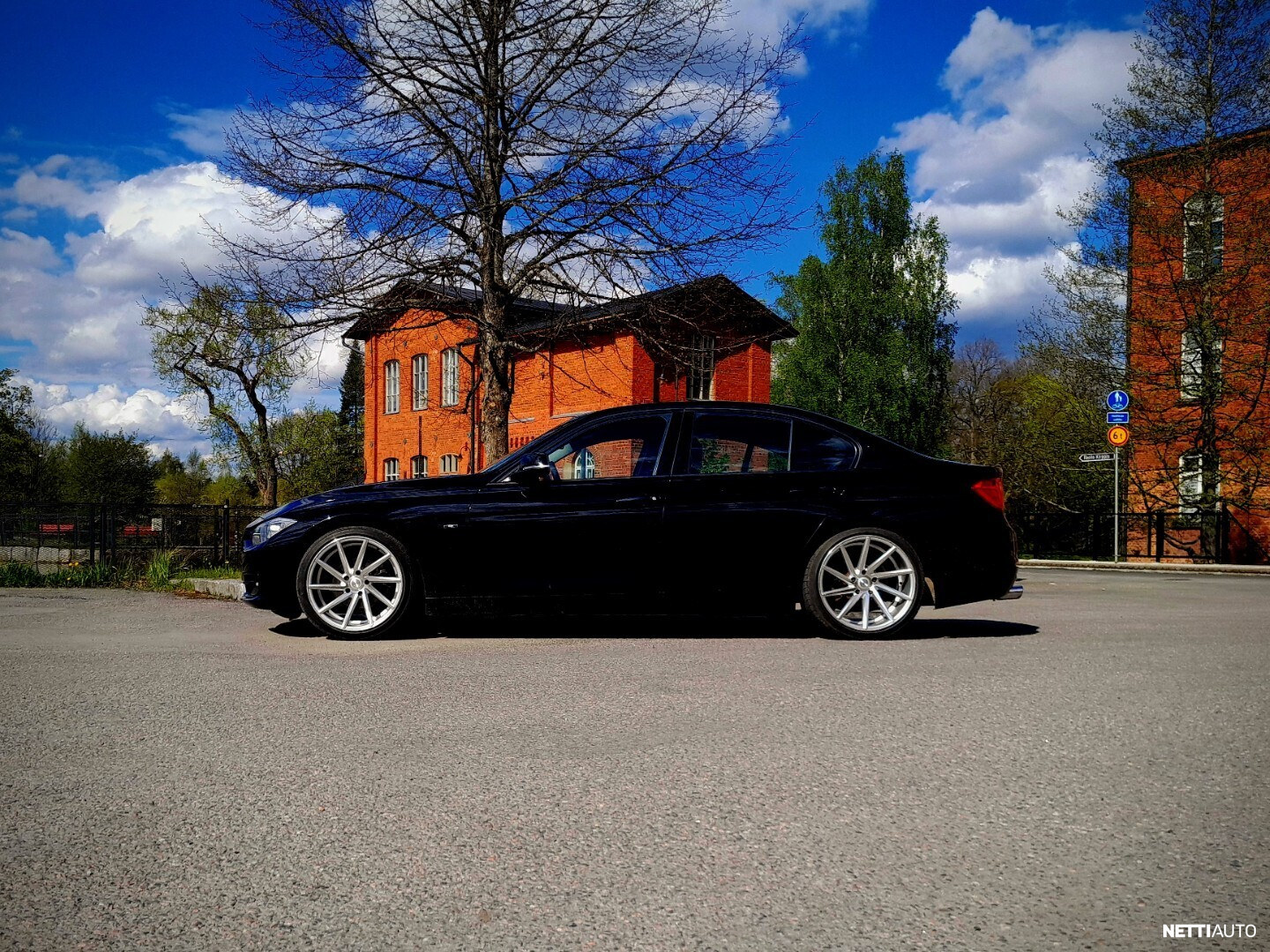 BMW 318
