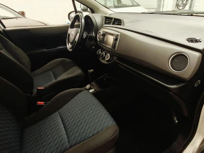 Toyota Yaris 2012, photo 7/10
