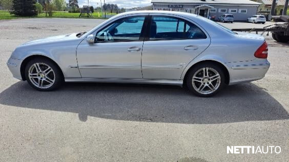 Mercedes-Benz E