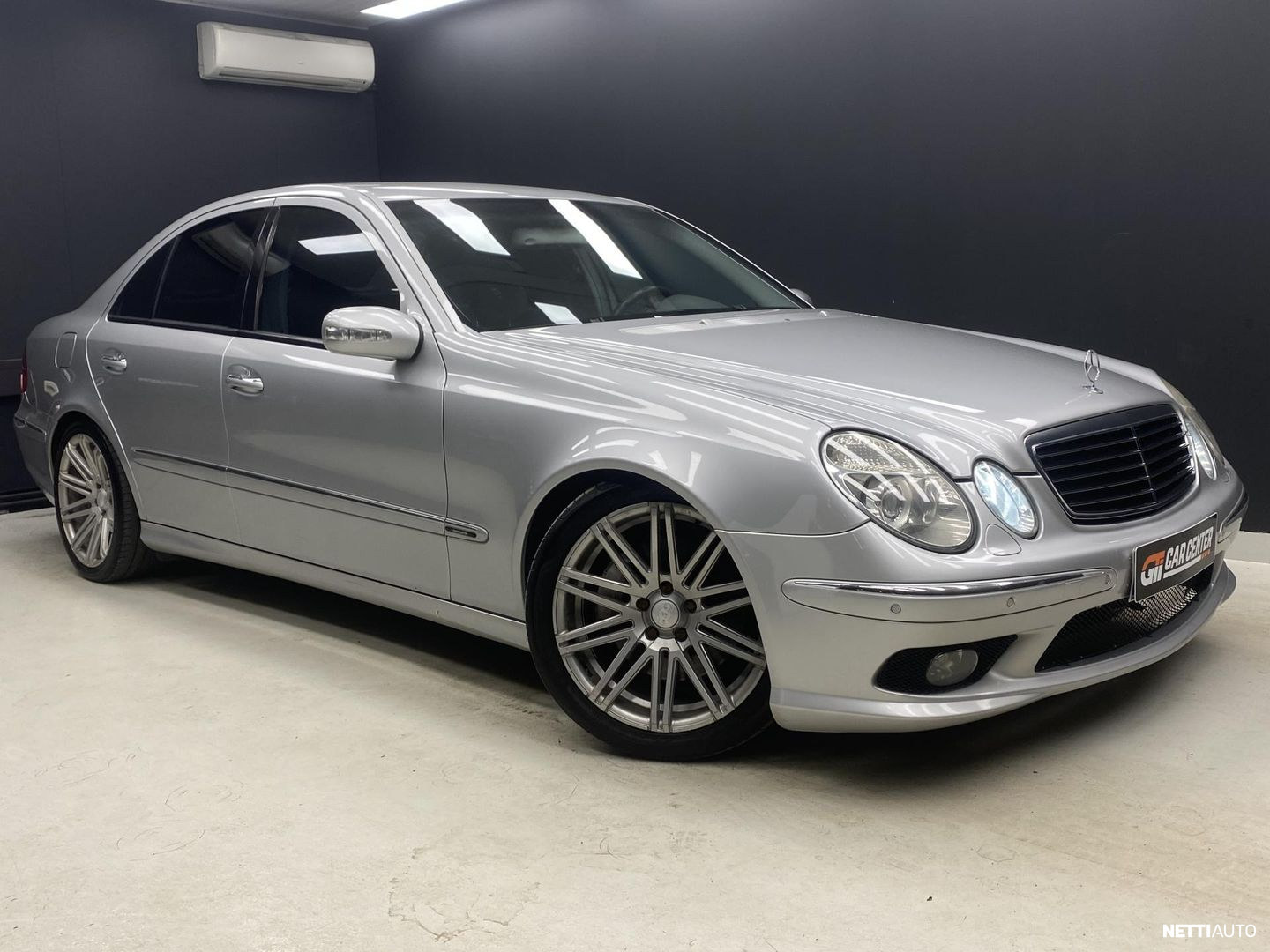 Mercedes-Benz E