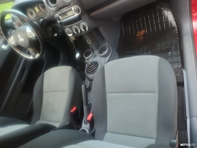 Mitsubishi Colt 2009, kuva 7/22