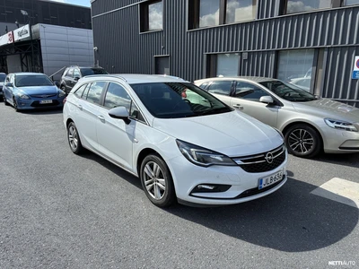 Opel Astra 2019, kuva 1/10