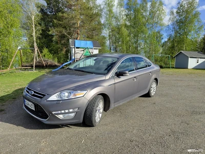 Ford Mondeo 2011, photo 2/10