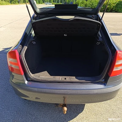 Skoda Octavia 1,6 Elegance 2007, kuva 7/10