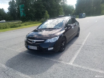 Honda Civic kahdet renkaat 2007, kuva 1/13