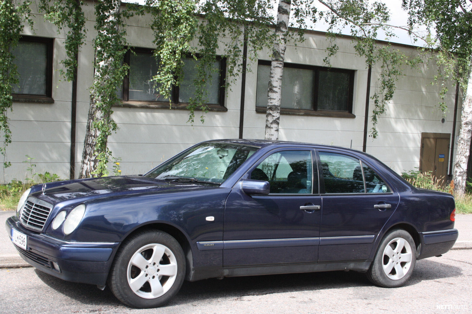 Mercedes-Benz E