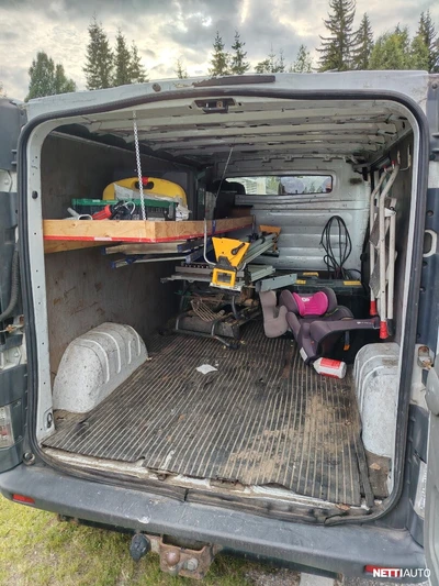 Opel Vivaro Combi L2H1 1,9 CDTI (100hv) 2003, kuva 5/5