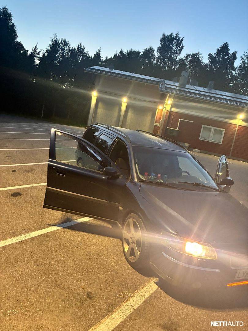 Volvo V70