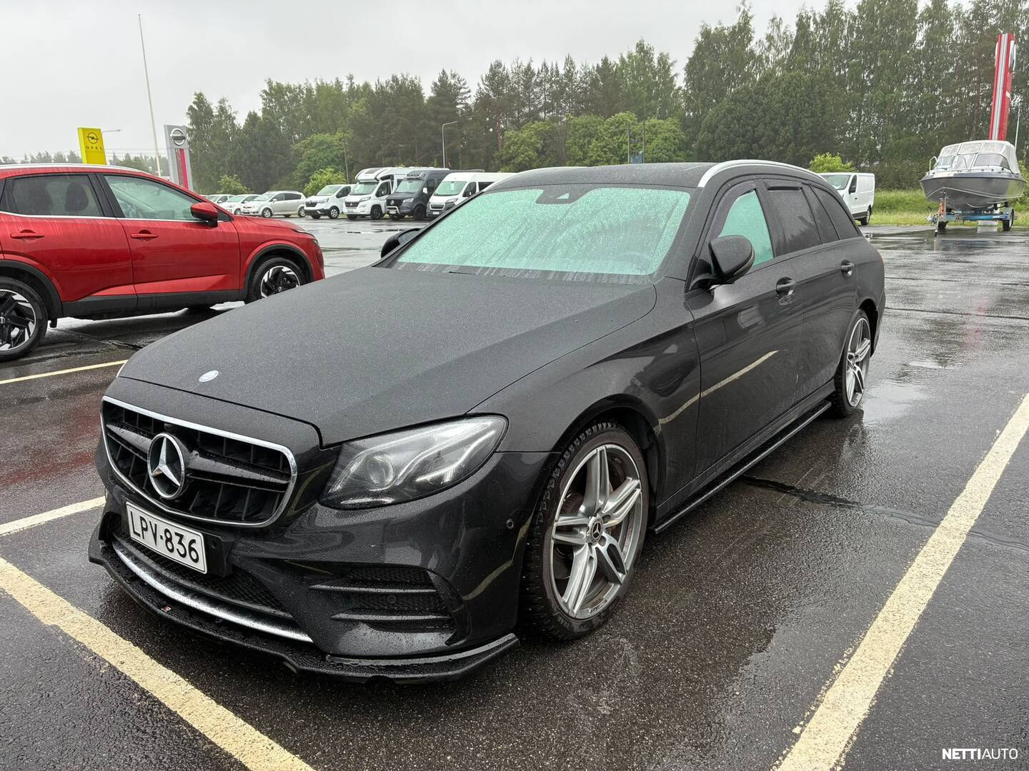 Mercedes-Benz E