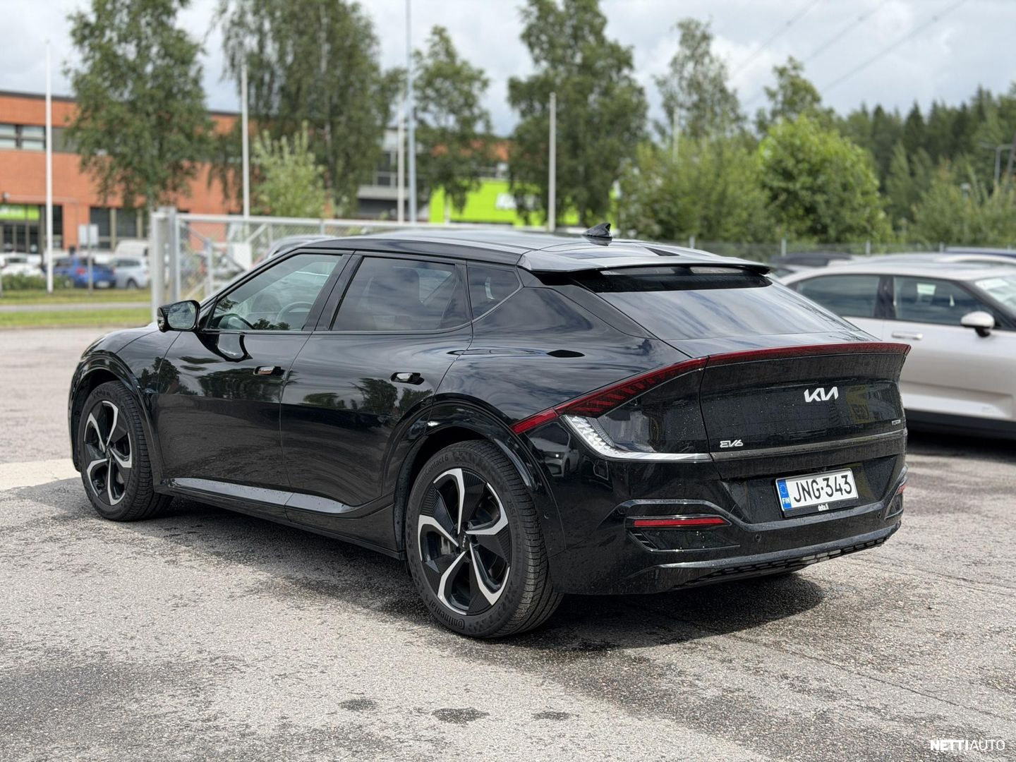 Kia EV6 2023, photo 5/10