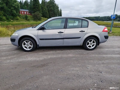 Renault Megane 1.6 16V Authentique 2004, kuva 3/14