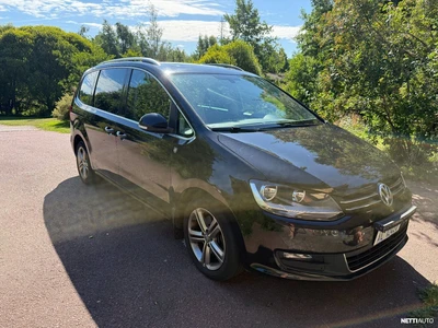 Volkswagen Sharan 2011, kuva 1/3