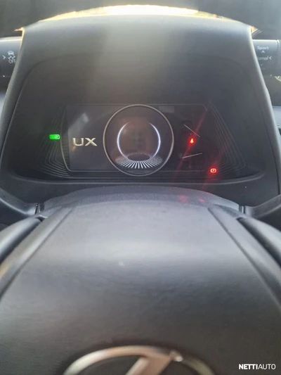Lexus UX 250h AWD Comfort 2019, kuva 6/11