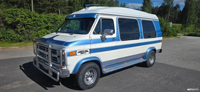 Chevrolet Chevy Van 6 henkilön paku 1990, photo 4/16