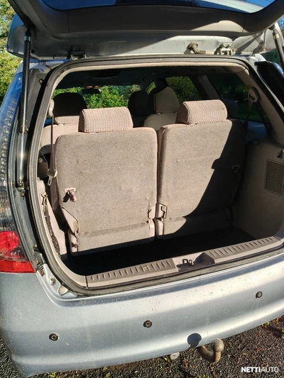 Mitsubishi Grandis 2005, kuva 7/13
